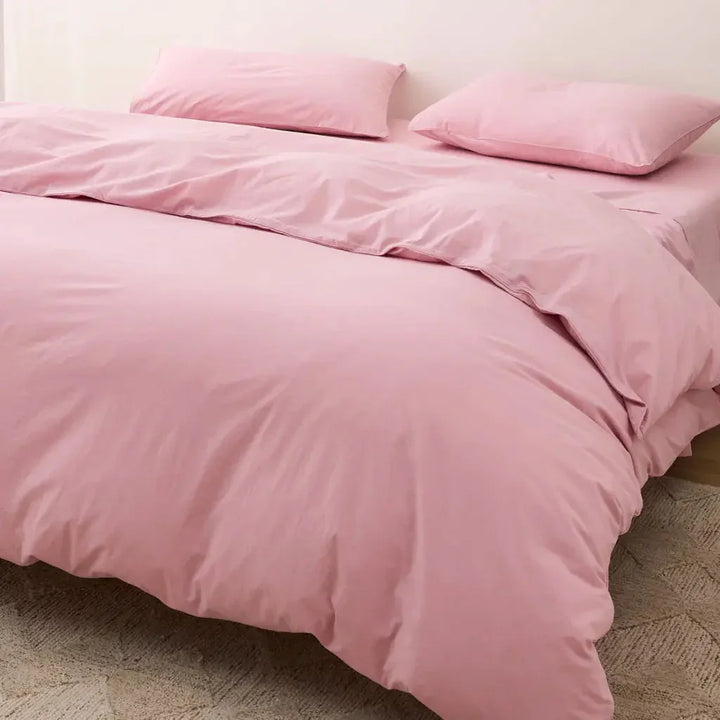 Pink cotton duvet cover set for spring and summer – soft and romantic tone with a clean design available in all bed sizes